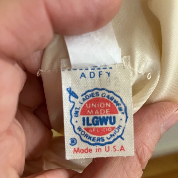 Vintage Ivory Lace Dress 1960s ILGWU - Picture 9 of 16